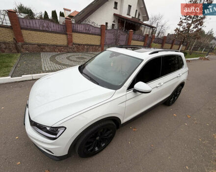 Белый Фольксваген Тигуан, объемом двигателя 1.98 л и пробегом 200 тыс. км за 21950 $, фото 5 на Automoto.ua