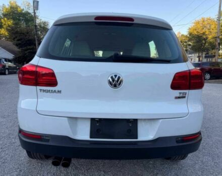Белый Фольксваген Тигуан, объемом двигателя 2 л и пробегом 59 тыс. км за 10500 $, фото 6 на Automoto.ua