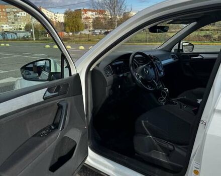 Білий Фольксваген Тігуан, об'ємом двигуна 1.98 л та пробігом 179 тис. км за 23500 $, фото 5 на Automoto.ua