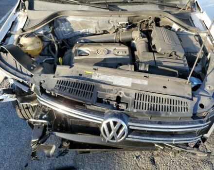 Білий Фольксваген Тігуан, об'ємом двигуна 2 л та пробігом 133 тис. км за 8300 $, фото 11 на Automoto.ua