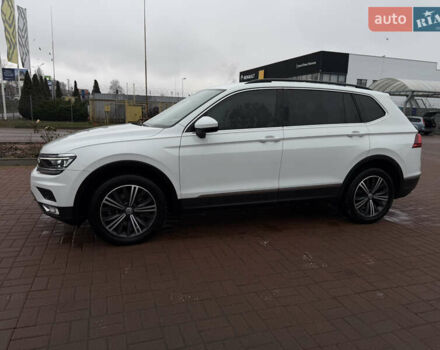 Білий Фольксваген Тігуан, об'ємом двигуна 1.98 л та пробігом 163 тис. км за 17500 $, фото 14 на Automoto.ua