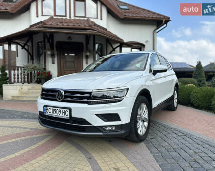 Білий Фольксваген Тігуан, об'ємом двигуна 1.98 л та пробігом 94 тис. км за 24900 $, фото 1 на Automoto.ua