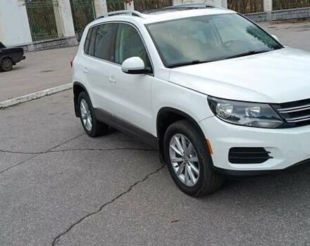 Белый Фольксваген Тигуан, объемом двигателя 2 л и пробегом 228 тыс. км за 13850 $, фото 25 на Automoto.ua
