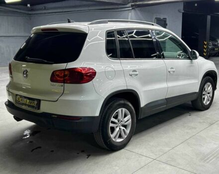 Білий Фольксваген Тігуан, об'ємом двигуна 2 л та пробігом 166 тис. км за 14200 $, фото 5 на Automoto.ua