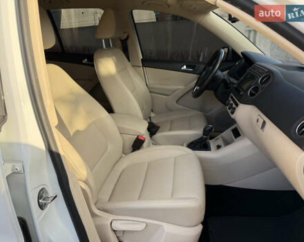 Белый Фольксваген Тигуан, объемом двигателя 1.98 л и пробегом 108 тыс. км за 14500 $, фото 27 на Automoto.ua