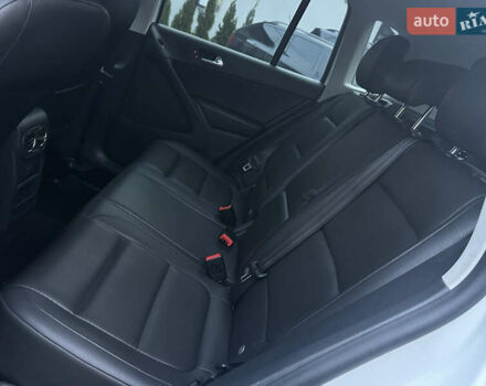 Белый Фольксваген Тигуан, объемом двигателя 2 л и пробегом 176 тыс. км за 12650 $, фото 36 на Automoto.ua