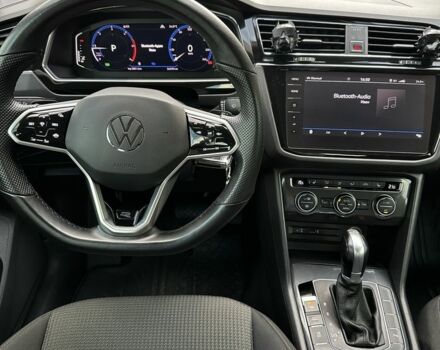 Білий Фольксваген Тігуан, об'ємом двигуна 2 л та пробігом 270 тис. км за 21500 $, фото 7 на Automoto.ua