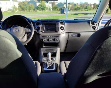 Белый Фольксваген Тигуан, объемом двигателя 2 л и пробегом 93 тыс. км за 13500 $, фото 27 на Automoto.ua