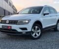 Белый Фольксваген Тигуан, объемом двигателя 2 л и пробегом 161 тыс. км за 24890 $, фото 1 на Automoto.ua