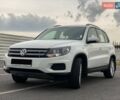 Білий Фольксваген Тігуан, об'ємом двигуна 1.98 л та пробігом 120 тис. км за 14000 $, фото 3 на Automoto.ua