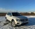 Белый Фольксваген Тигуан, объемом двигателя 2 л и пробегом 82 тыс. км за 20000 $, фото 1 на Automoto.ua
