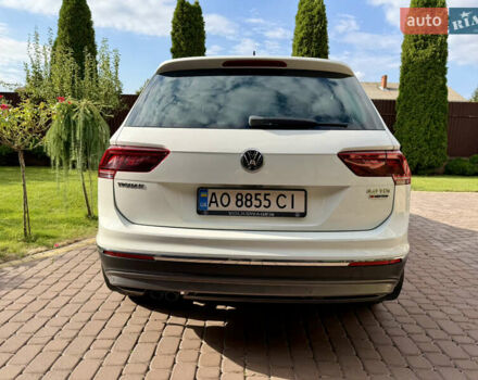 Белый Фольксваген Тигуан, объемом двигателя 1.98 л и пробегом 139 тыс. км за 25900 $, фото 4 на Automoto.ua