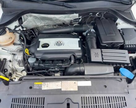 Білий Фольксваген Тігуан, об'ємом двигуна 2 л та пробігом 55 тис. км за 3200 $, фото 14 на Automoto.ua