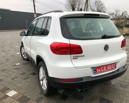 Белый Фольксваген Тигуан, объемом двигателя 2 л и пробегом 203 тыс. км за 10600 $, фото 5 на Automoto.ua