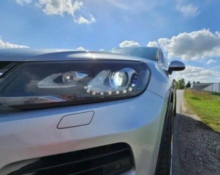 Білий Фольксваген Тігуан, об'ємом двигуна 2 л та пробігом 146 тис. км за 10200 $, фото 5 на Automoto.ua