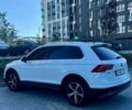 Белый Фольксваген Тигуан, объемом двигателя 2 л и пробегом 180 тыс. км за 23000 $, фото 2 на Automoto.ua