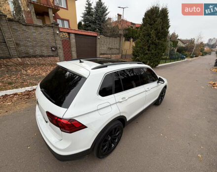 Белый Фольксваген Тигуан, объемом двигателя 1.98 л и пробегом 200 тыс. км за 21950 $, фото 14 на Automoto.ua