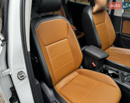 Белый Фольксваген Тигуан, объемом двигателя 2 л и пробегом 120 тыс. км за 22200 $, фото 18 на Automoto.ua