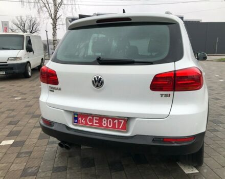 Белый Фольксваген Тигуан, объемом двигателя 2 л и пробегом 203 тыс. км за 10600 $, фото 6 на Automoto.ua