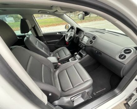 Белый Фольксваген Тигуан, объемом двигателя 2 л и пробегом 113 тыс. км за 13900 $, фото 15 на Automoto.ua