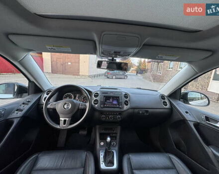 Белый Фольксваген Тигуан, объемом двигателя 2 л и пробегом 54 тыс. км за 15200 $, фото 76 на Automoto.ua