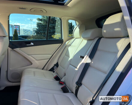 Білий Фольксваген Тігуан, об'ємом двигуна 2 л та пробігом 150 тис. км за 15999 $, фото 9 на Automoto.ua