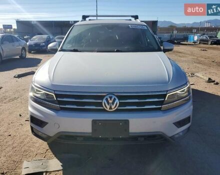 Білий Фольксваген Тігуан, об'ємом двигуна 1.98 л та пробігом 118 тис. км за 3900 $, фото 5 на Automoto.ua