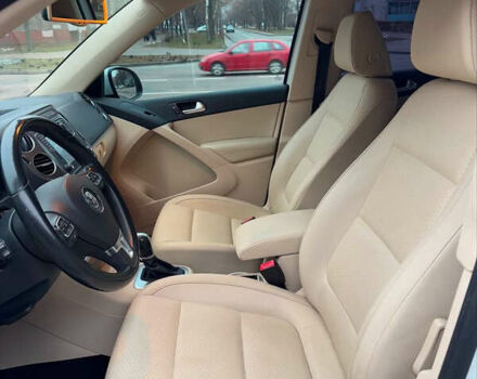 Белый Фольксваген Тигуан, объемом двигателя 1.98 л и пробегом 161 тыс. км за 13900 $, фото 6 на Automoto.ua