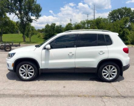 Белый Фольксваген Тигуан, объемом двигателя 2 л и пробегом 62 тыс. км за 8400 $, фото 3 на Automoto.ua