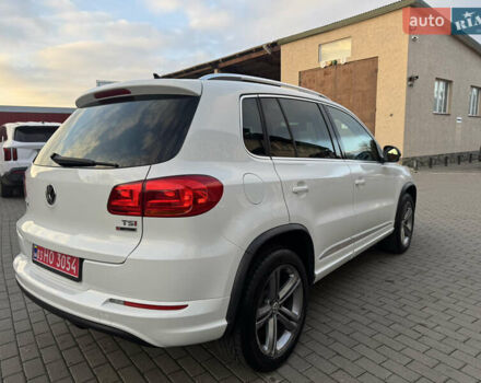 Белый Фольксваген Тигуан, объемом двигателя 2 л и пробегом 54 тыс. км за 15200 $, фото 27 на Automoto.ua