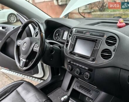 Белый Фольксваген Тигуан, объемом двигателя 1.98 л и пробегом 145 тыс. км за 14200 $, фото 21 на Automoto.ua