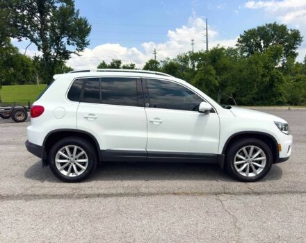 Білий Фольксваген Тігуан, об'ємом двигуна 2 л та пробігом 55 тис. км за 3200 $, фото 5 на Automoto.ua