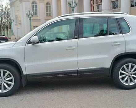 Белый Фольксваген Тигуан, объемом двигателя 2 л и пробегом 228 тыс. км за 13850 $, фото 7 на Automoto.ua