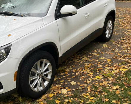 Білий Фольксваген Тігуан, об'ємом двигуна 1.98 л та пробігом 135 тис. км за 13100 $, фото 2 на Automoto.ua