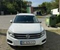 Белый Фольксваген Тигуан, объемом двигателя 1.98 л и пробегом 177 тыс. км за 12000 $, фото 1 на Automoto.ua