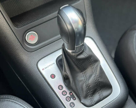 Белый Фольксваген Тигуан, объемом двигателя 2 л и пробегом 54 тыс. км за 15200 $, фото 67 на Automoto.ua