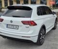 Белый Фольксваген Тигуан, объемом двигателя 2 л и пробегом 165 тыс. км за 27850 $, фото 6 на Automoto.ua