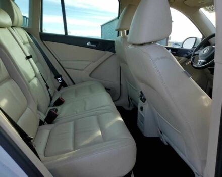 Белый Фольксваген Тигуан, объемом двигателя 2 л и пробегом 140 тыс. км за 1700 $, фото 10 на Automoto.ua