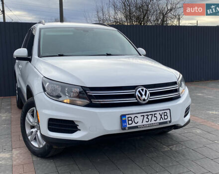 Білий Фольксваген Тігуан, об'ємом двигуна 1.98 л та пробігом 108 тис. км за 12699 $, фото 3 на Automoto.ua
