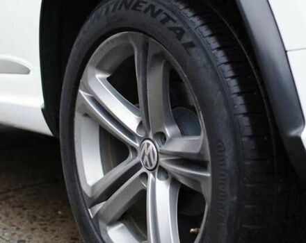 Белый Фольксваген Тигуан, объемом двигателя 1.98 л и пробегом 145 тыс. км за 14200 $, фото 52 на Automoto.ua