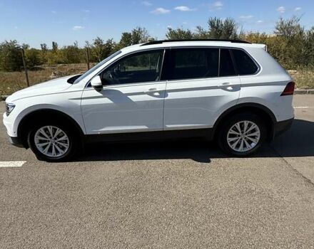 Білий Фольксваген Тігуан, об'ємом двигуна 2.01 л та пробігом 71 тис. км за 26000 $, фото 3 на Automoto.ua