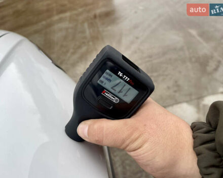 Белый Фольксваген Тигуан, объемом двигателя 2 л и пробегом 210 тыс. км за 23999 $, фото 105 на Automoto.ua