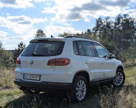 Белый Фольксваген Тигуан, объемом двигателя 1.98 л и пробегом 50 тыс. км за 13999 $, фото 2 на Automoto.ua