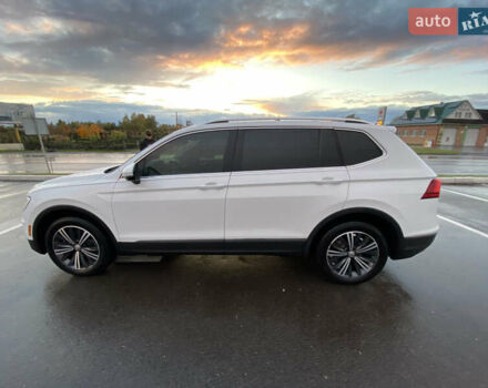 Білий Фольксваген Тігуан, об'ємом двигуна 1.98 л та пробігом 128 тис. км за 24000 $, фото 5 на Automoto.ua
