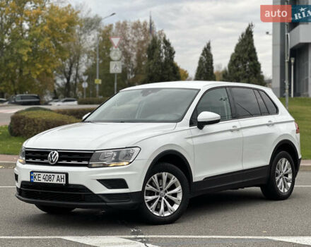 Білий Фольксваген Тігуан, об'ємом двигуна 2 л та пробігом 144 тис. км за 19500 $, фото 10 на Automoto.ua