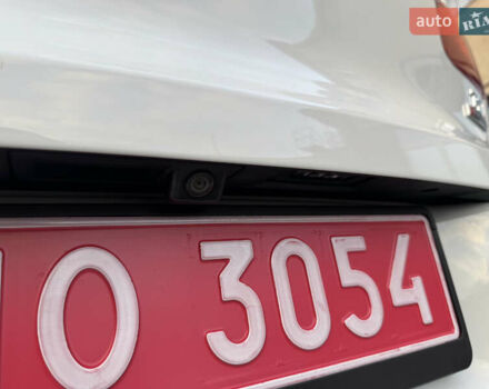 Белый Фольксваген Тигуан, объемом двигателя 2 л и пробегом 54 тыс. км за 15200 $, фото 49 на Automoto.ua