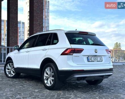 Фольксваген Тигуан 2017 в Днепре (Днепропетровске) на Automoto.ua Белый Фольксваген Тигуан, объемом двигателя 1.98 л и пробегом 88 тыс. км за 24900 $, фото 30 на Automoto.ua