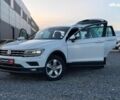 Белый Фольксваген Тигуан, объемом двигателя 2 л и пробегом 161 тыс. км за 24890 $, фото 25 на Automoto.ua