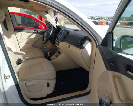 Белый Фольксваген Тигуан, объемом двигателя 2 л и пробегом 164 тыс. км за 7900 $, фото 6 на Automoto.ua