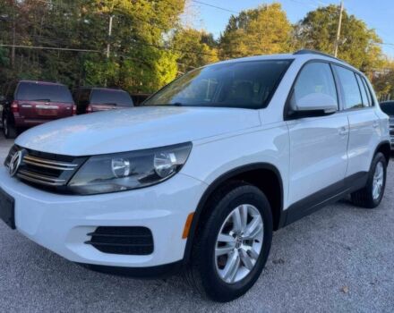 Белый Фольксваген Тигуан, объемом двигателя 2 л и пробегом 67 тыс. км за 10500 $, фото 2 на Automoto.ua